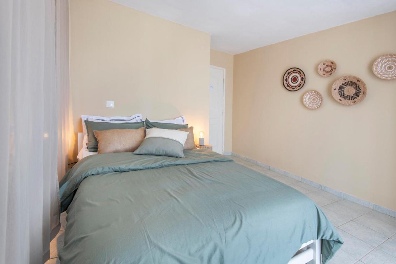 Puerto Seaside Rooms Akhladherí 外观 照片